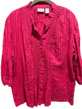 18. WOMENS CHICO’S 3/XL DETAIL TOP